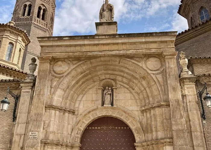 Centro Con Parking Privado Apartamento Saragoça